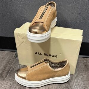 All Black Sneakers . Faux fur lined Winter zip Trainer. NEW in Box